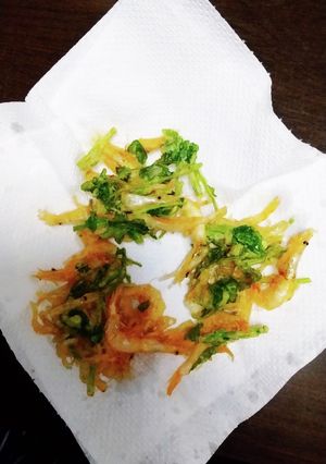 富山湾の白えびとセリのかき揚げ-レシピのメイン写真