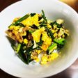 豚コマにら玉丼