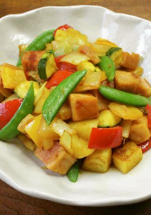 彩夏野菜とベーコンのカレー炒め-レシピのメイン写真