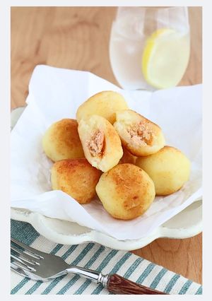米粉でもっちり！明太子入りポテトボール-レシピのメイン写真