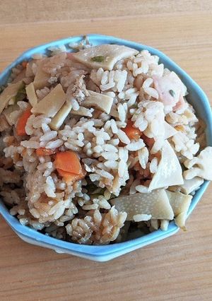春は旬の筍の炊き込みご飯-レシピのメイン写真