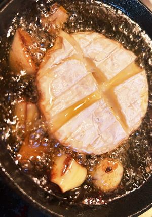 アヒージョ　カマンベール　赤ワイン-レシピのメイン写真