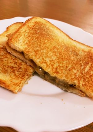 残ったカレーでホットサンド-レシピのメイン写真
