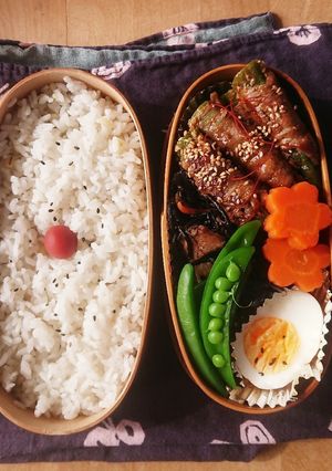 お弁当★オクラの味噌にんにくピリ辛肉巻き-レシピのメイン写真