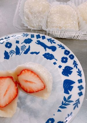 いちごのホワイトチョコ大福-レシピのメイン写真