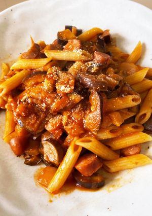 トマト系野菜ジュースでペンネアラビアータ-レシピのメイン写真