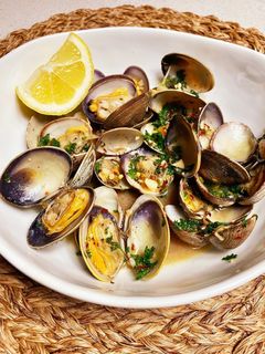 簡単☆洋風あさりの白ワイン蒸し-レシピのメイン写真