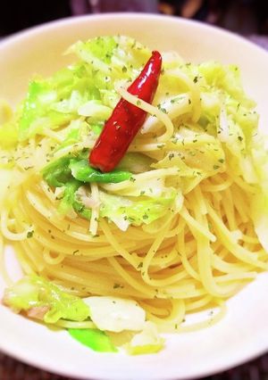 春キャベツとアンチョビのペペロンチーノ-レシピのメイン写真