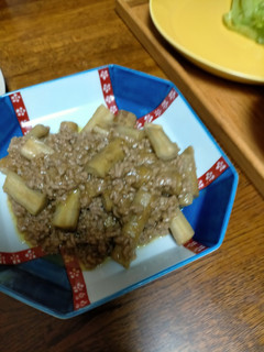 ごぼうはひき肉とカレーで泥臭さをごまかす-レシピのメイン写真