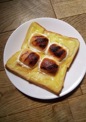 マシュマロ黒みつチーズトースト-レシピのメイン写真