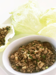 ごぼうと長芋たっぷり肉そぼろレタス包み-レシピのメイン写真
