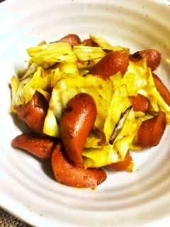 簡単キャベツとウインナーのカレー炒め-レシピのメイン写真