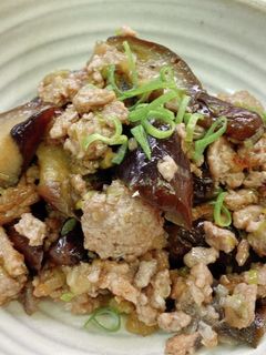 簡単!ナスと挽肉の炒め物-レシピのメイン写真