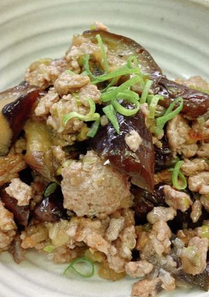 簡単!ナスと挽肉の炒め物-レシピのメイン写真