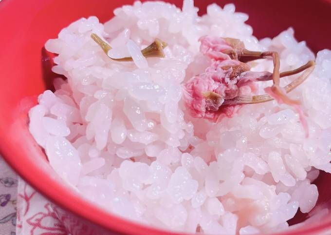 春の香り！さくらご飯 by ✩こいぬ✩ 【クックパッド】 簡単おいしい  