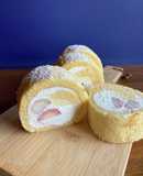 イチゴのふわふわロールケーキ