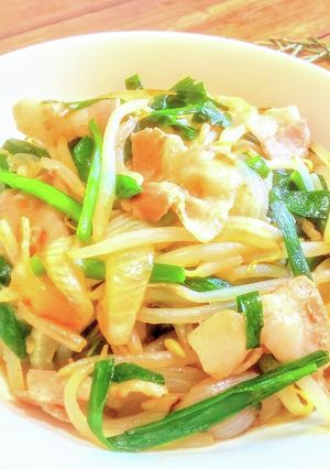 材料費百円で大満足 豚ニラもやし炒め-レシピのメイン写真