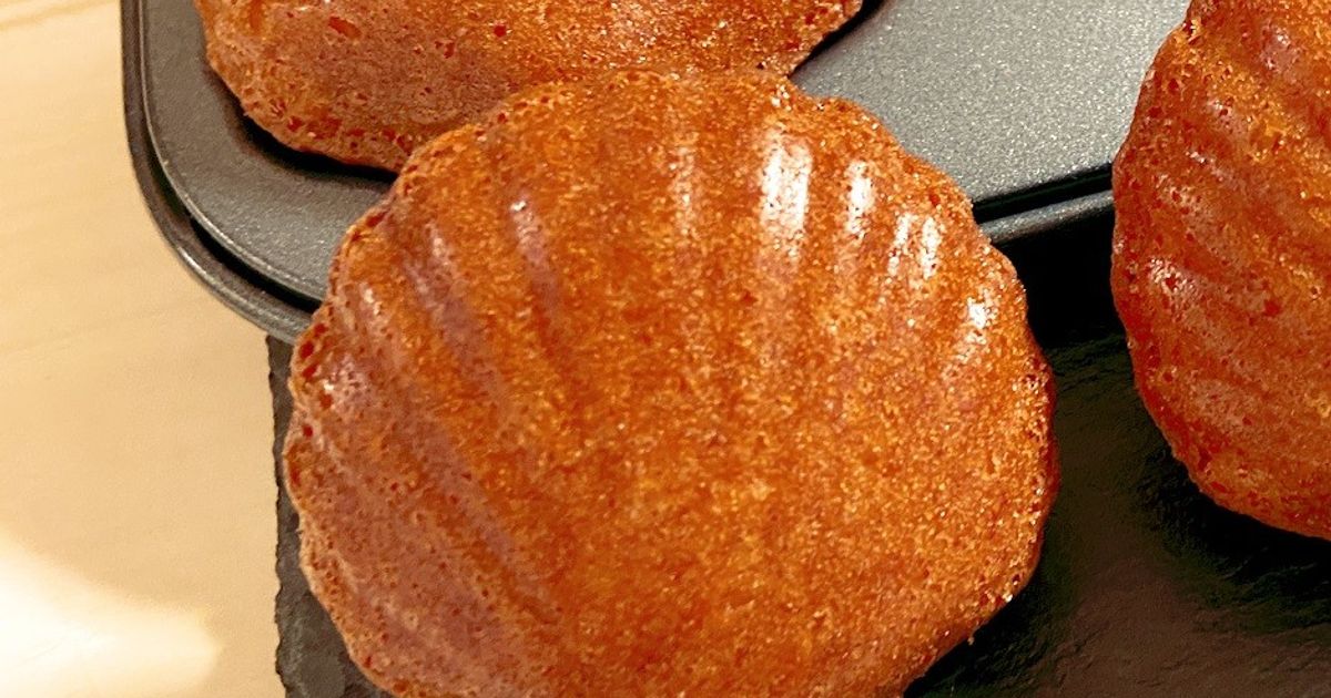 Hmで簡単】本格しっとりマドレーヌ by SweetsSato 【クックパッド