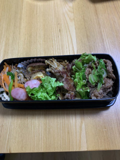 #今日の弁当 4.27 えのきの肉巻き-レシピのメイン写真