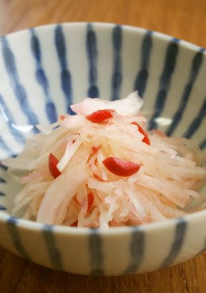 新玉ねぎ・大根・かり梅のコールスロー♪-レシピのメイン写真