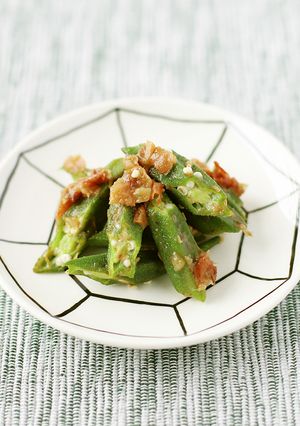 箸が止まらない！オクラと梅干し混ぜるだけ-レシピのメイン写真