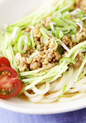 甘じょっぱさが美味！ひき肉納豆まぜうどん-レシピのメイン写真
