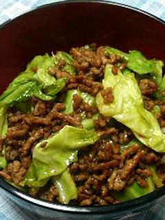 すぐできる!キャベツそぼろ丼-レシピのメイン写真
