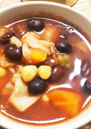 いろいろ豆と野菜のトマトシチュー-レシピのメイン写真