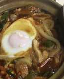 一人用土鍋で作るみそ煮込みうどん