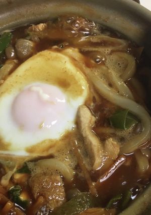一人用土鍋で作るみそ煮込みうどん-レシピのメイン写真