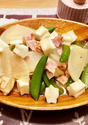 お弁当にも♡大根とベーコンの春の洋風煮物-レシピのメイン写真