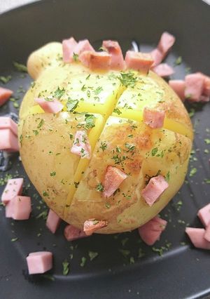 新じゃがいもでじゃがバター魚肉ソーセージ-レシピのメイン写真