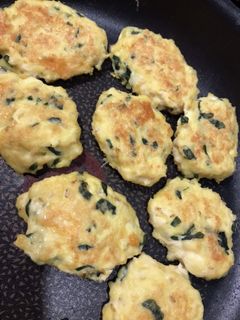 手づかみ離乳食☆チーズハンバーグ-レシピのメイン写真