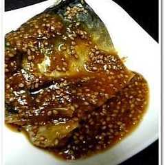 รูปของ ご飯がすすむ♪鯖の胡麻みそ煮*