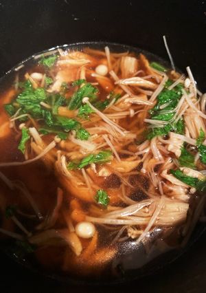 鶏皮余ったのを茹でた汁で鶏ガラスープ的な-レシピのメイン写真