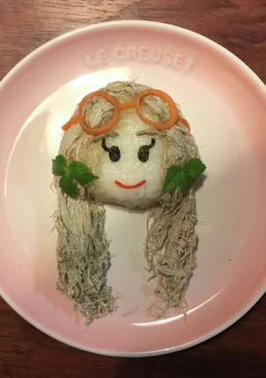 キャラ弁＊銀髪ロングヘアーの女の子-レシピのメイン写真