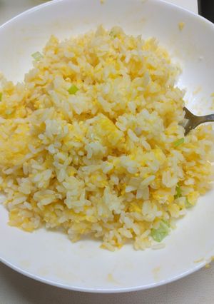 レンジde簡単♪ネギ油香る卵炒飯-レシピのメイン写真