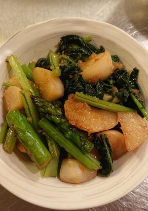 かぶら菜とアスパラガスのホットサラダ-レシピのメイン写真