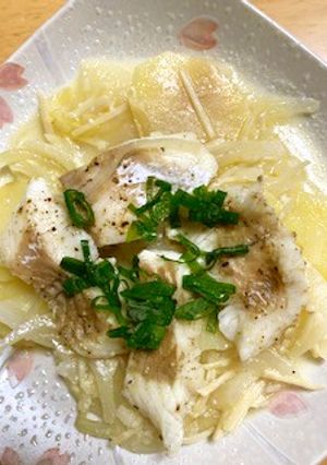 新玉、新じゃがと白身魚のミルク煮-レシピのメイン写真
