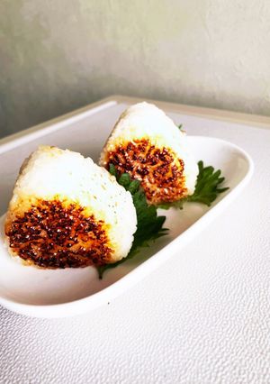行楽やおうちご飯に　　焼きおにぎり-レシピのメイン写真