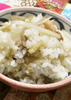 菊池水田ごぼうと焼き鮭の炊き込みご飯-レシピのメイン写真