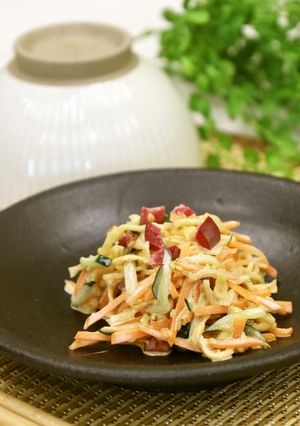 シャキシャキ梅入り切り干し大根サラダ-レシピのメイン写真