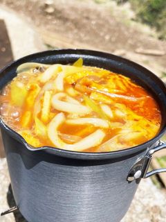 登山に!ダシが効いた山頂カレーうどん-レシピのメイン写真