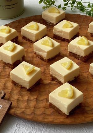 バニラアイスdeひとくちレアチーズケーキ-レシピのメイン写真