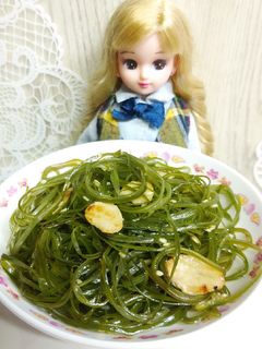 リカちゃん♡切り昆布にんにく炒め⋆*-レシピのメイン写真