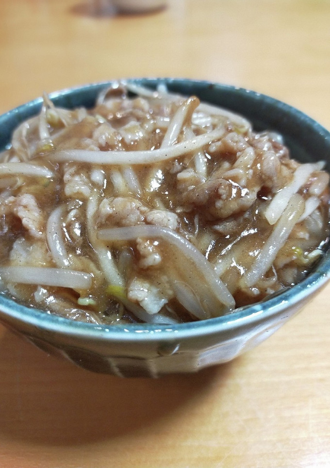 もやしと豚肉の中華丼-レシピのメイン写真