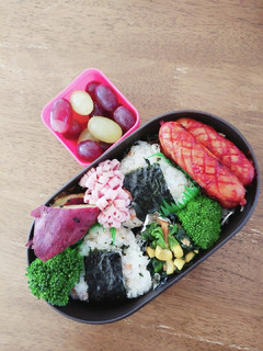 JK☆混ぜ込みおにぎり弁当♪-レシピのメイン写真