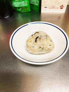【冷凍・お弁当用】もち麦おにぎり-レシピのメイン写真