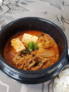 ピリ辛キムチチゲ～김치찌개-レシピのメイン写真