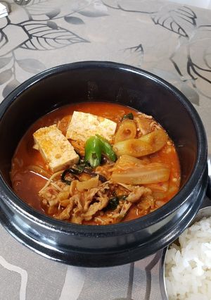 ピリ辛キムチチゲ~김치찌개-レシピのメイン写真
